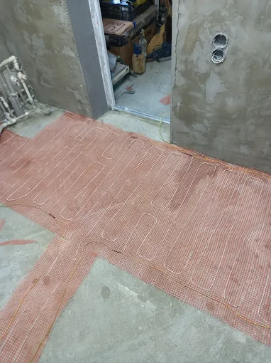 Теплый пол в ванной комнате в Червене